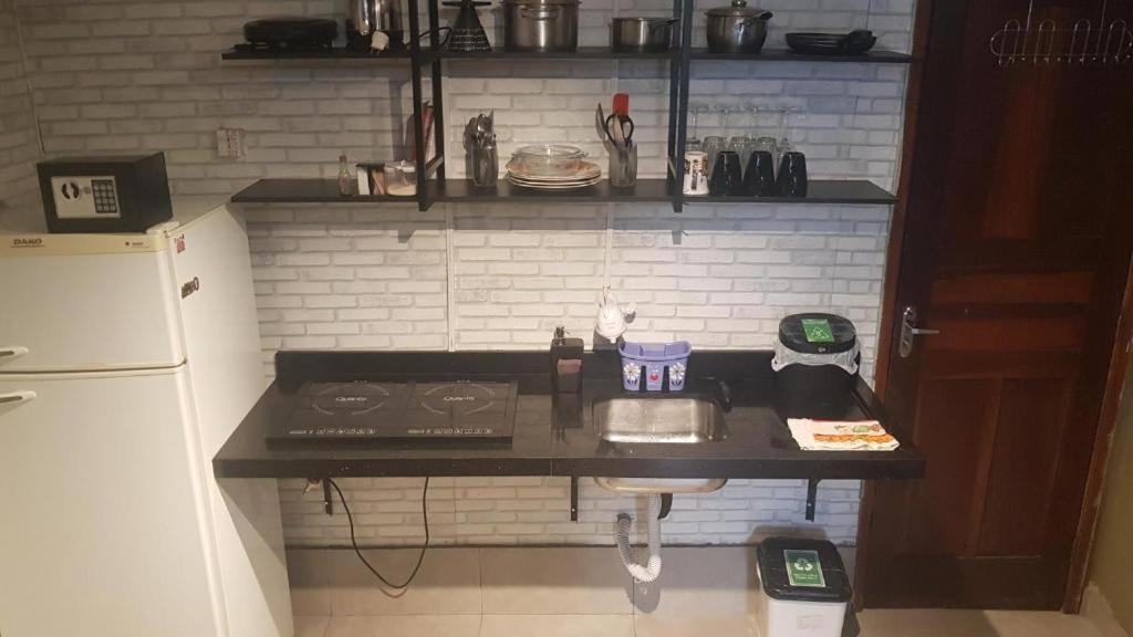 Casa No Centro De Foz! Ar-Condicionado, Smart Tv, Wi-Fi, Cozinha, Ventilador E 4 Camas Apartment Foz do Iguacu Exterior photo